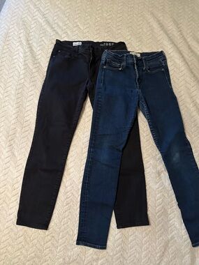 Super Skinny Gap Jeans - Dark Blue and Black size 26 bundle